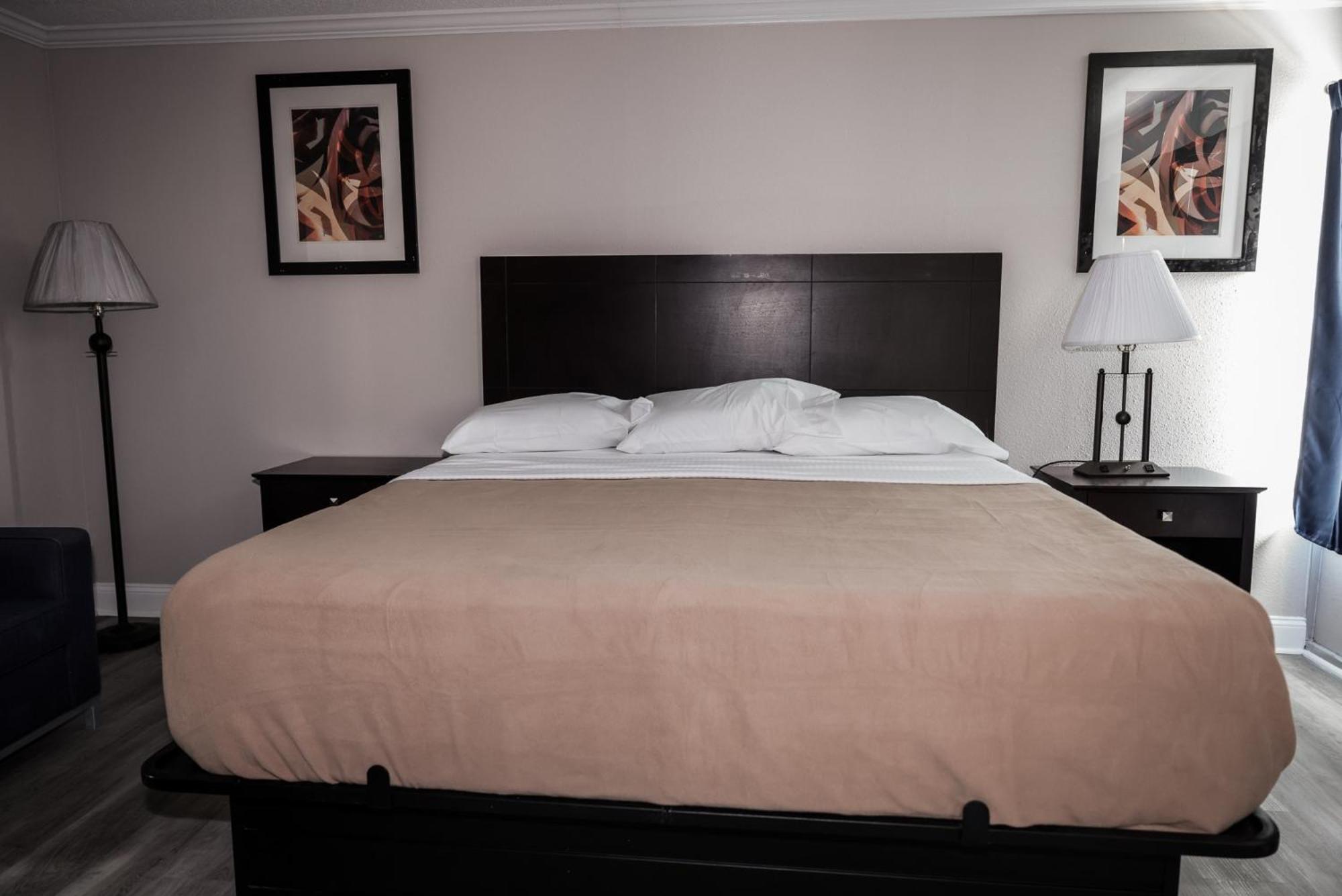 Riverside Inn & Suites By Oyo Danville Ceaser Casino מראה חיצוני תמונה